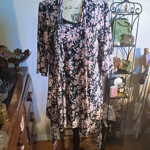 Renè Rofè Floral Black and Pink Nightgown Kimono Set Size Medium